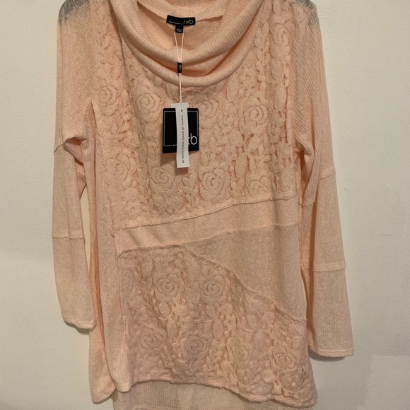 Sweater - Picture 1 of 5